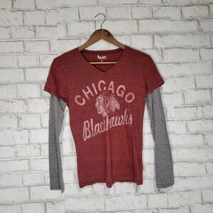 Touch by Alyssa Milano Chicago Blackhawks tee